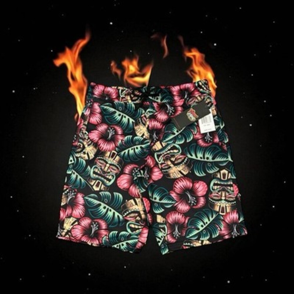 🔥 Good Vibes 🔥 Hawaiian Tiki Mask Styled Shorts Men’s Size [ Small ] Unisex